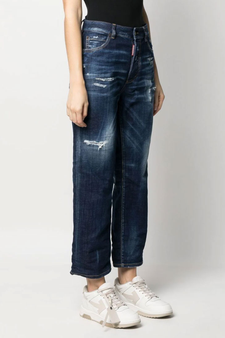 укороченные джинсы с эффектом потертости