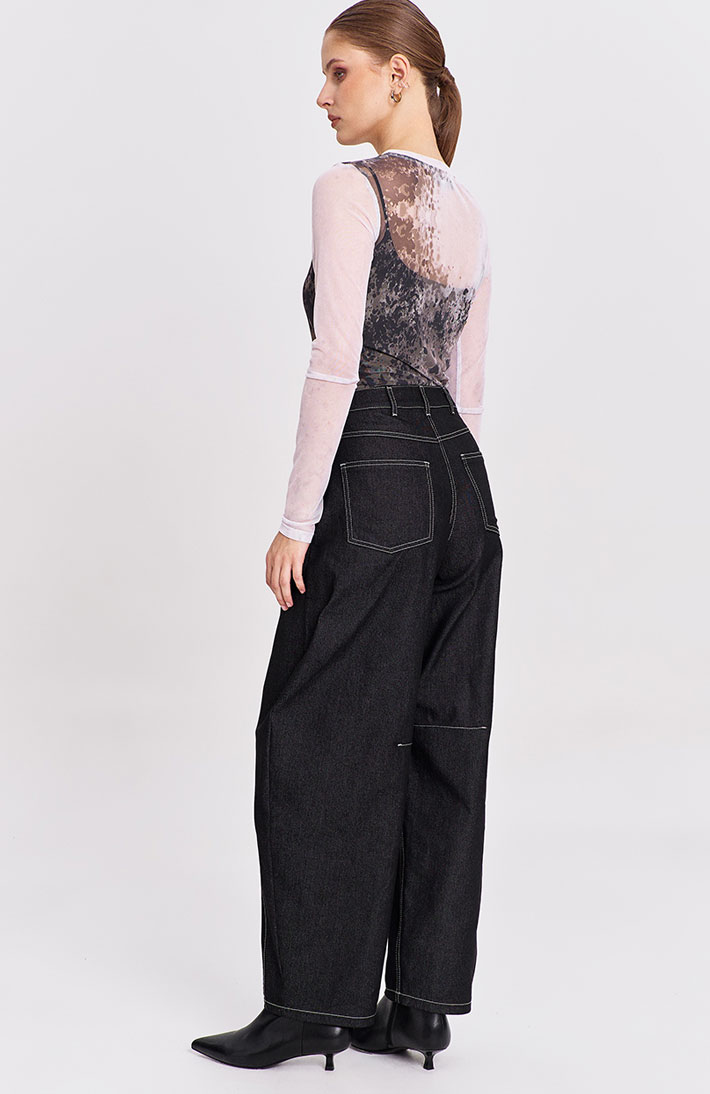 Брюки с белой строчкой