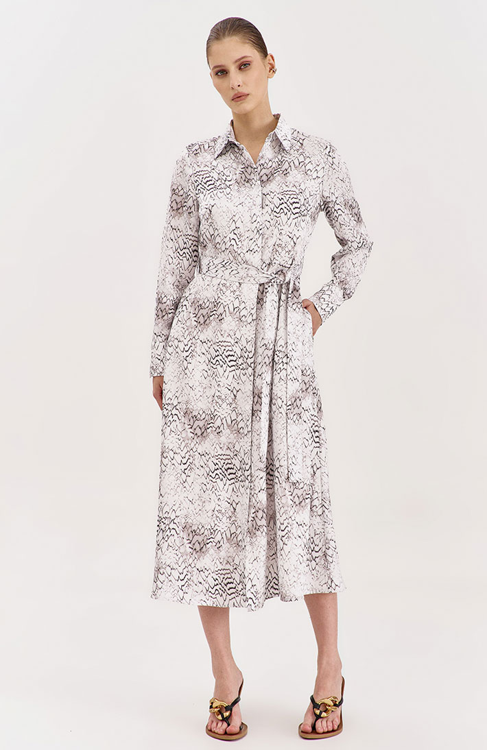 Платье с карманами