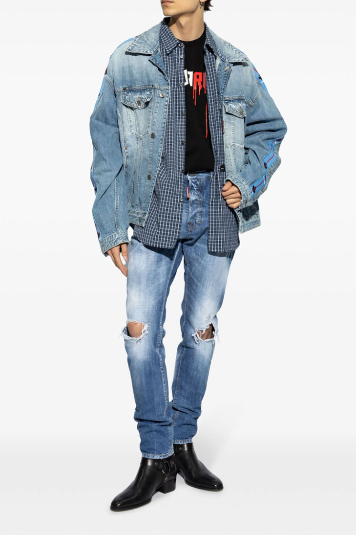 Футболка с логотипом