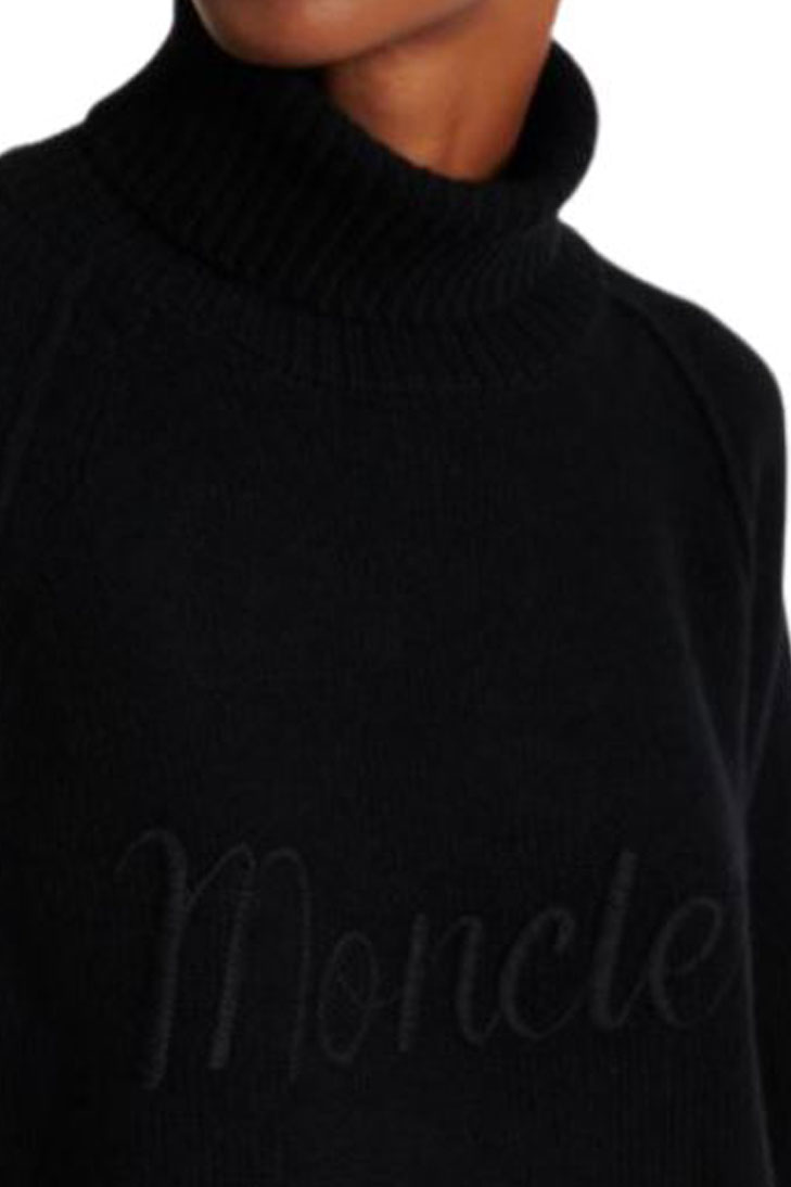 Джемпер с логотипом