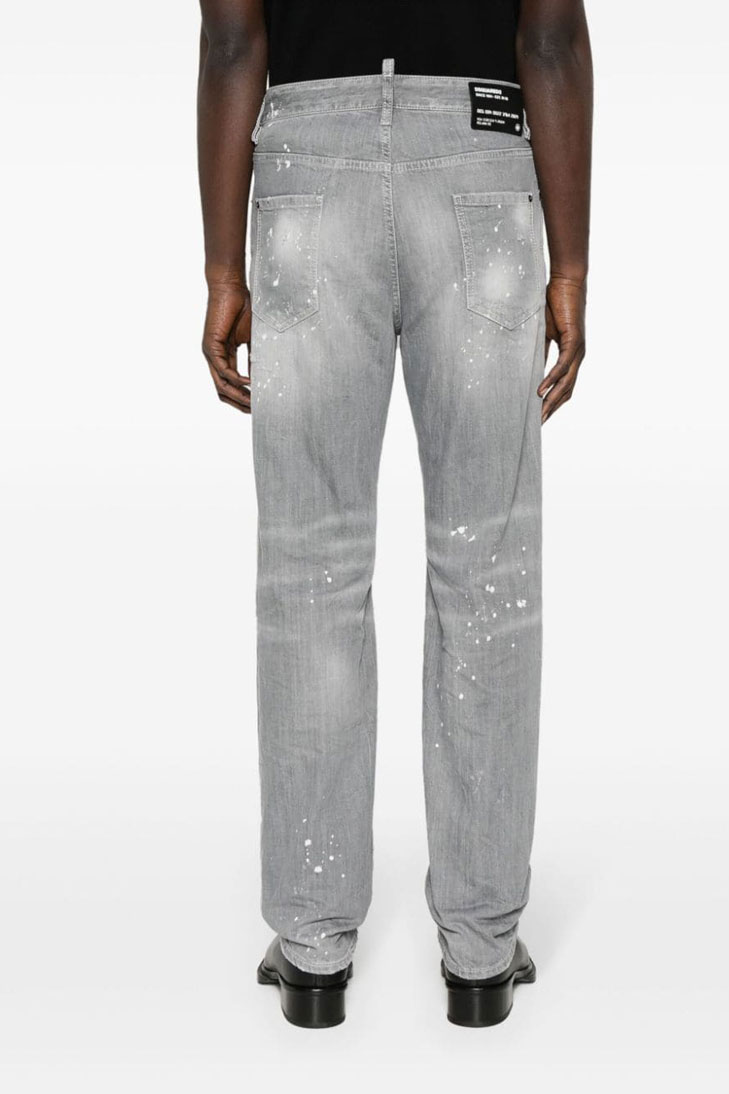 Джинсы с потертостями