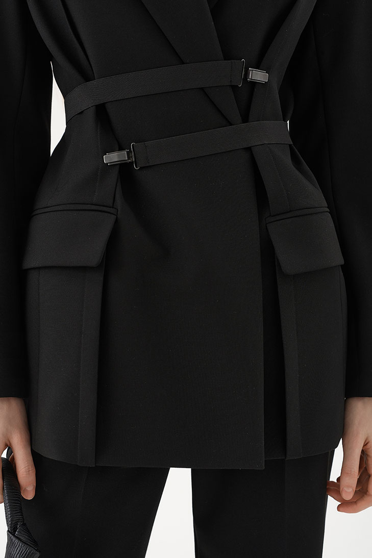 Жакет с поясом