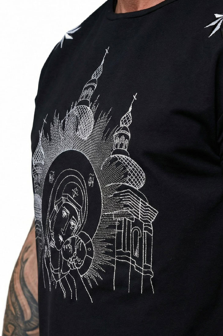 Футболка с принтом