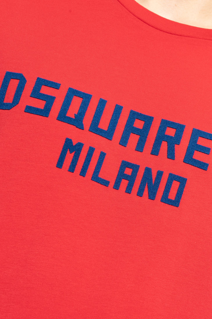 Футболка с логотипом