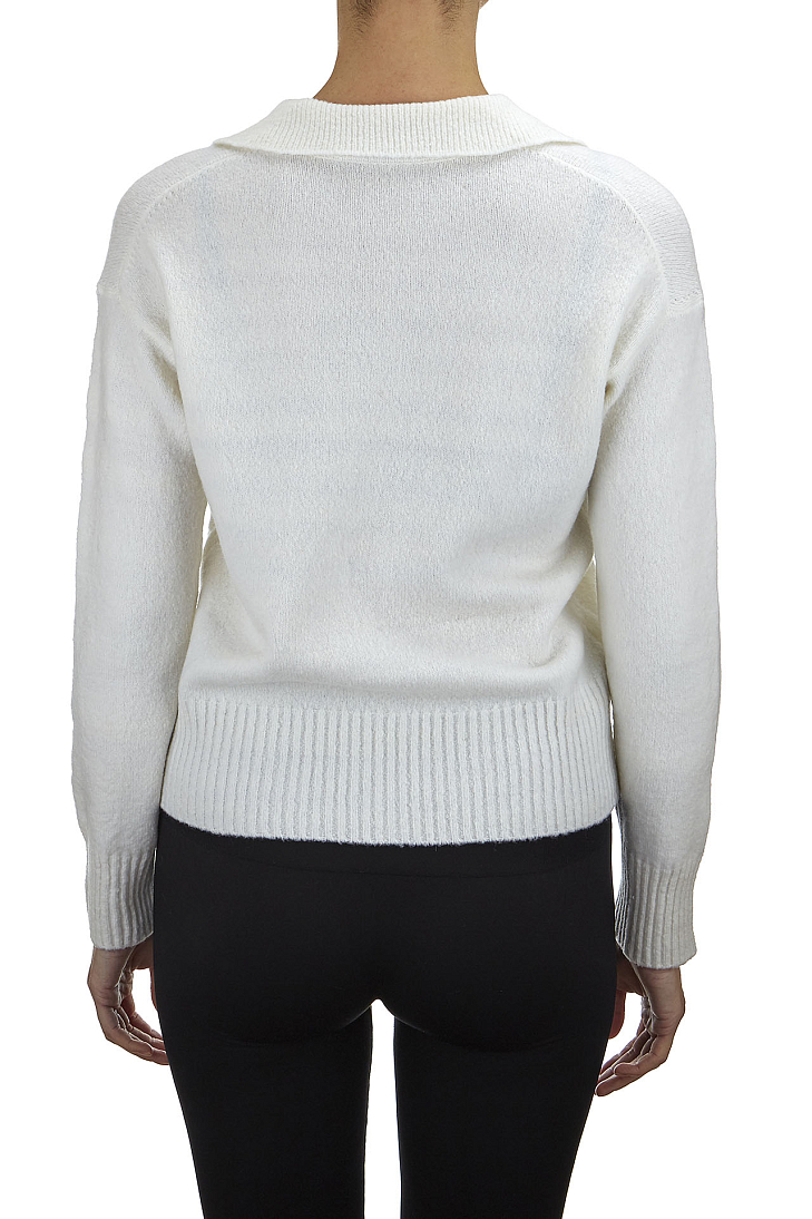 Джемпер с воротничком