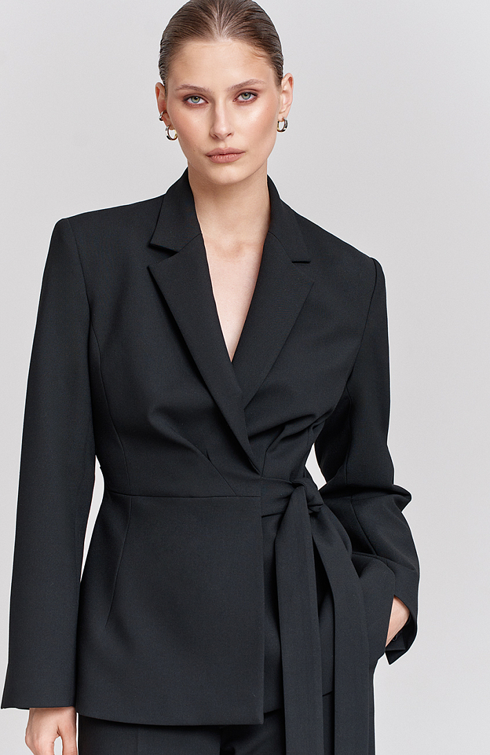 Жакет приталенный