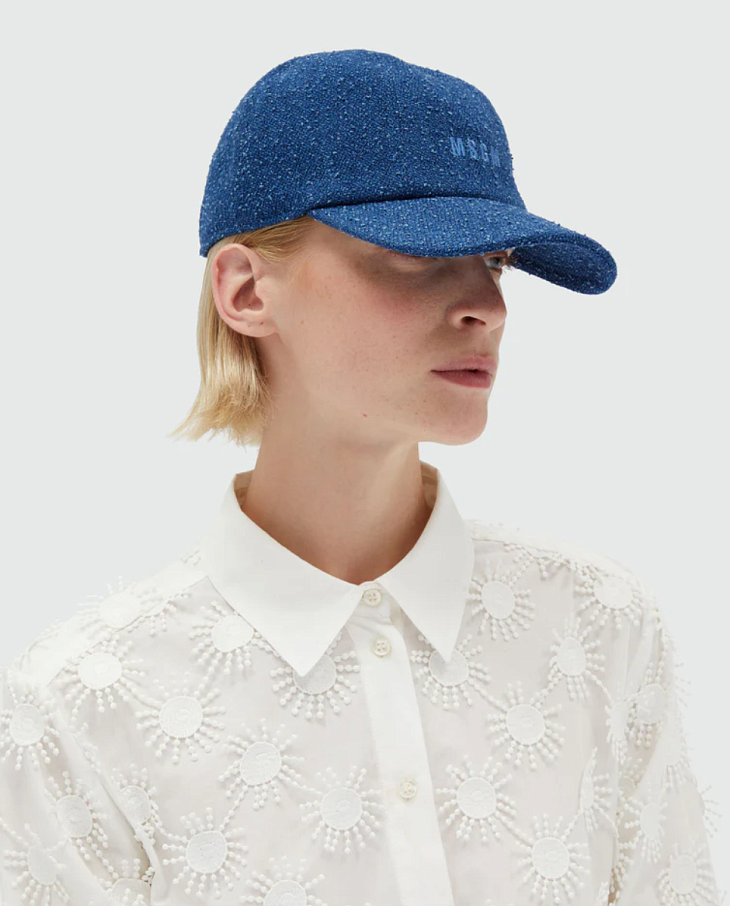 Кепка из денима