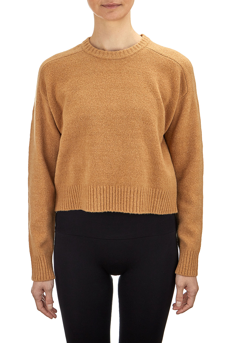 Джемпер с круглым вырезом