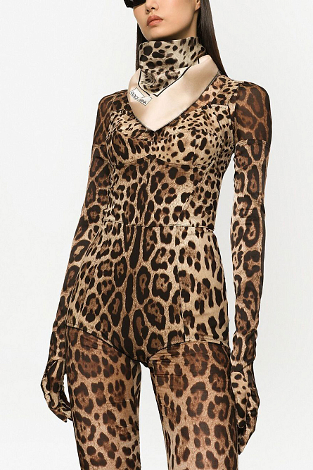 KIM Шейный платок  из шелка с леопардовым принтом