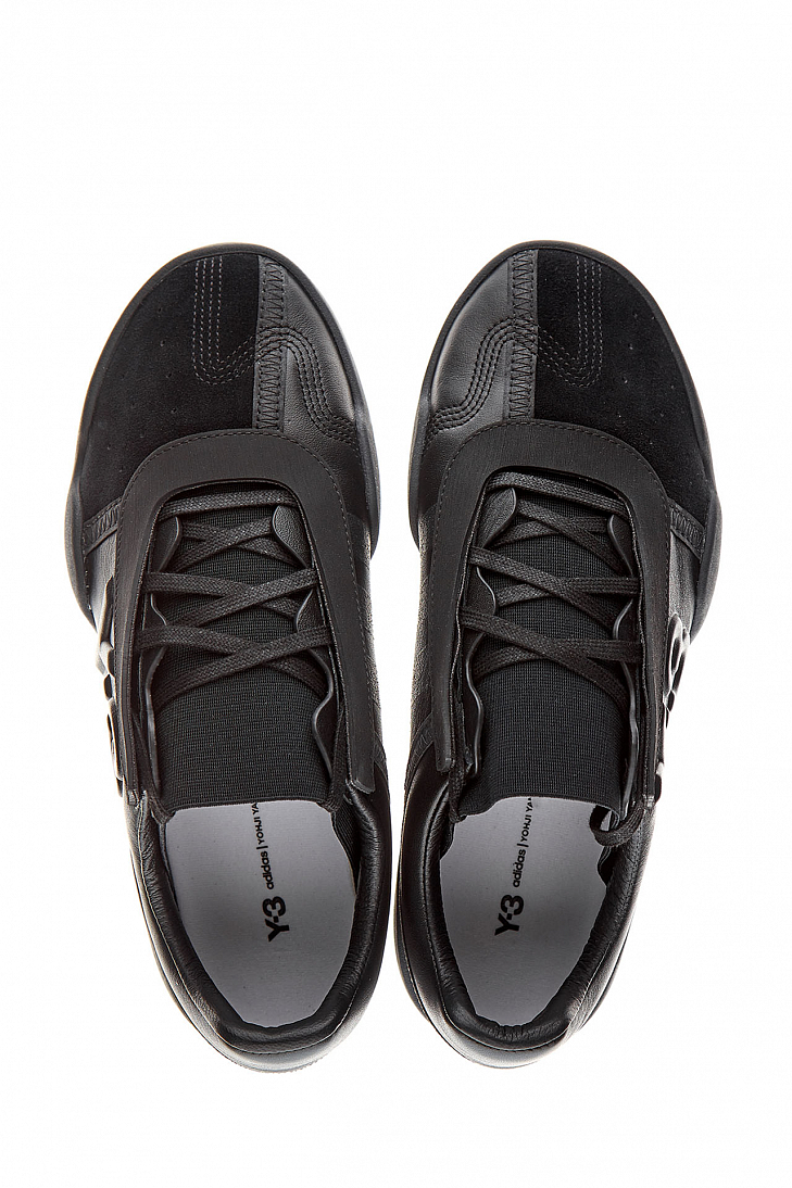 Кроссовки Y-3 из коллаборации с adidas