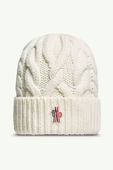 Вязаная шапка-бини с логотипом