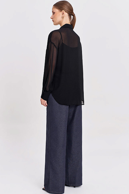 Блузка с объемными рукавами