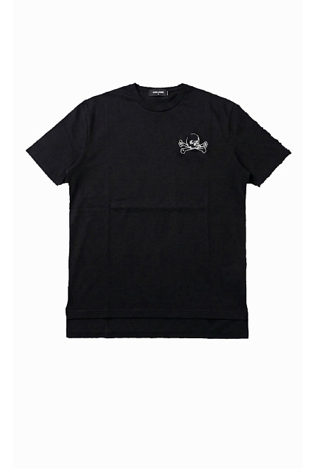 Футболка с надписью на спине