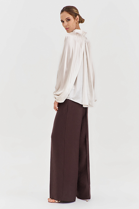 Блузка шелковистая