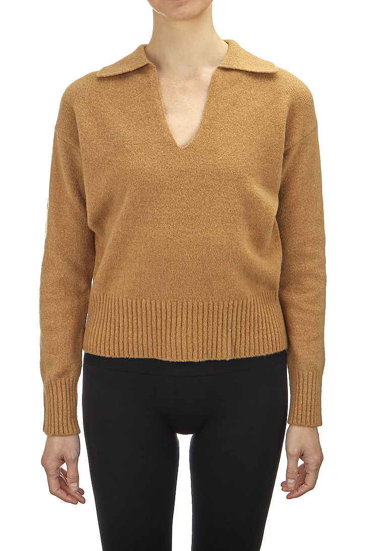 Джемпер с воротничком